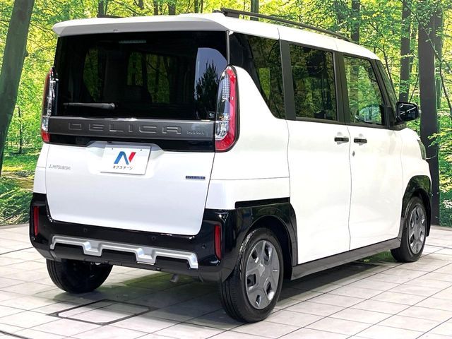 DELICA MINI
