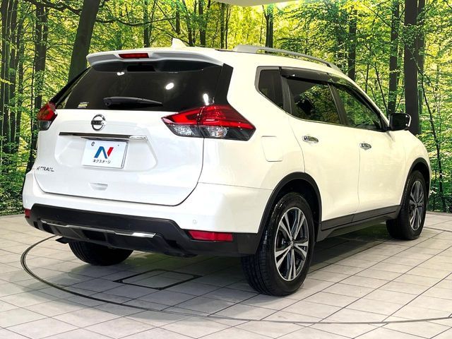 X-TRAIL 4WD