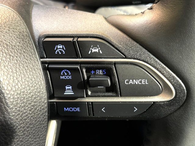 VOXY HYBRID