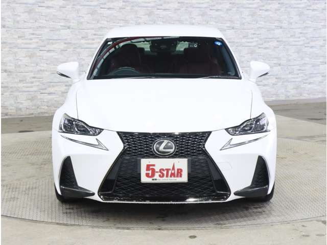 LEXUS IS200t