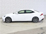 LEXUS IS200t