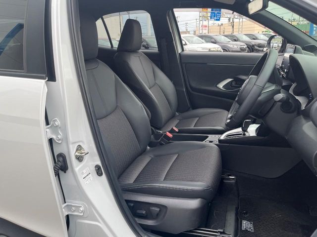 YARIS CROSS HYBRID