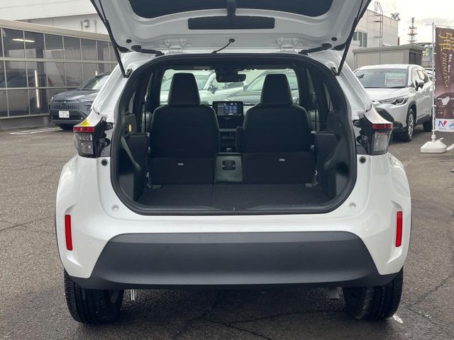 YARIS CROSS HYBRID