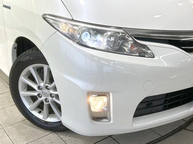 ESTIMA HYBRID 4WD