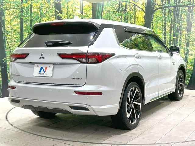 OUTLANDER PHEV