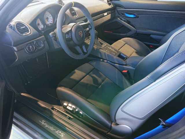 PORSCHE 718Spyder