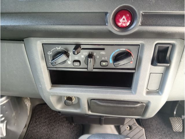 CLIPPER van