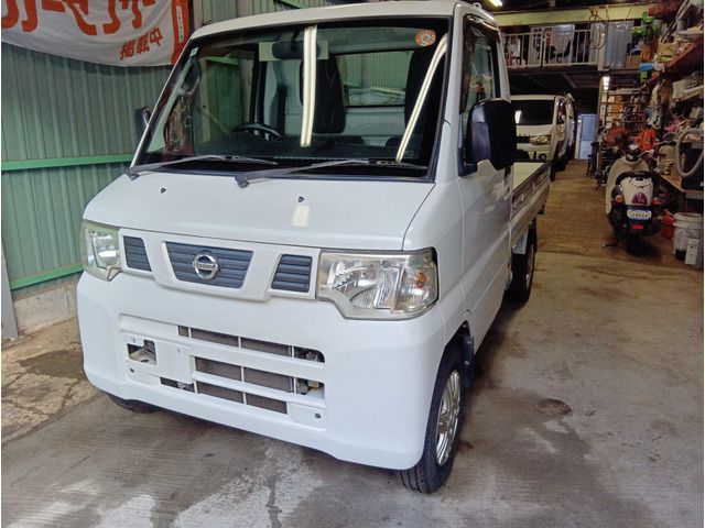 CLIPPER truck