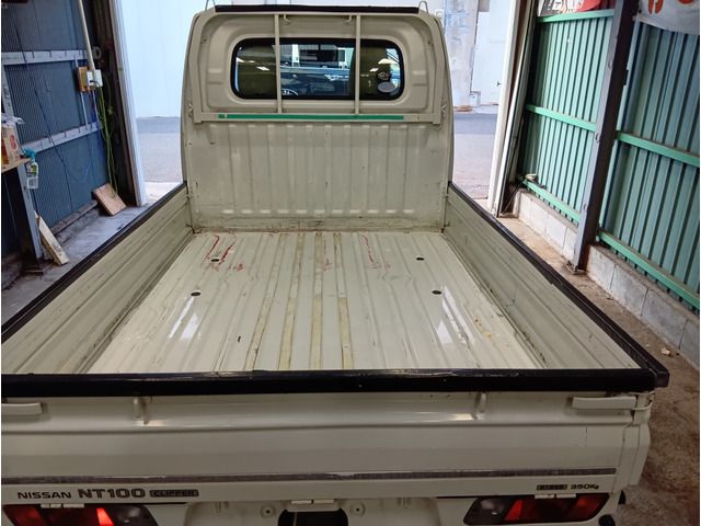 CLIPPER truck