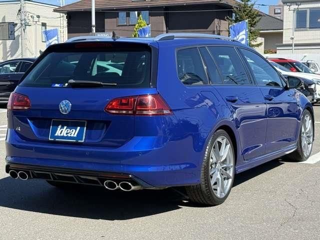 VOLKSWAGEN GOLF R VARIANT