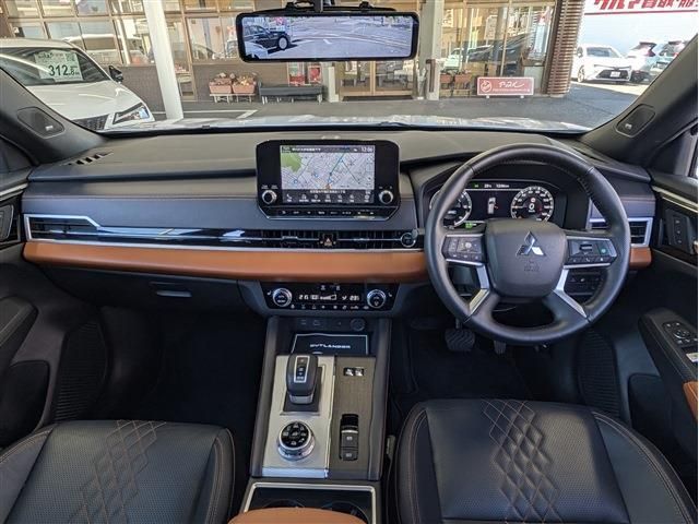 OUTLANDER PHEV