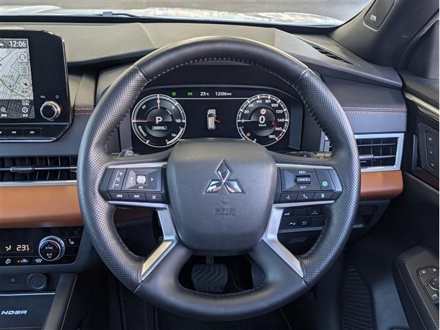 OUTLANDER PHEV