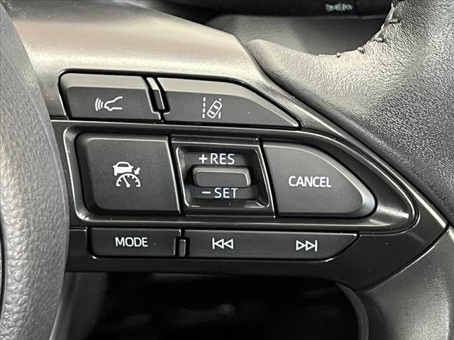 YARIS CROSS HYBRID
