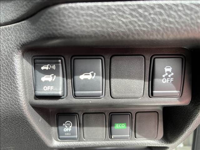 X-TRAIL 4WD