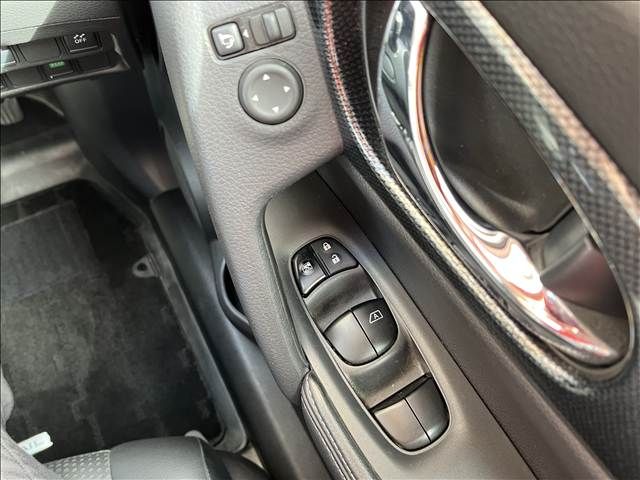 X-TRAIL 4WD