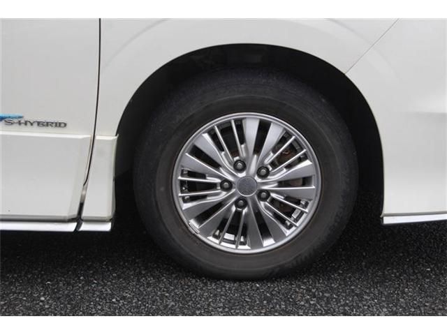 SERENA  S-HYBRID 4WD