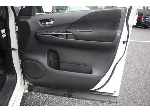 SERENA  S-HYBRID 4WD