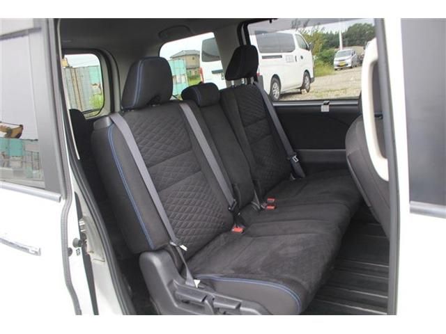 SERENA  S-HYBRID 4WD