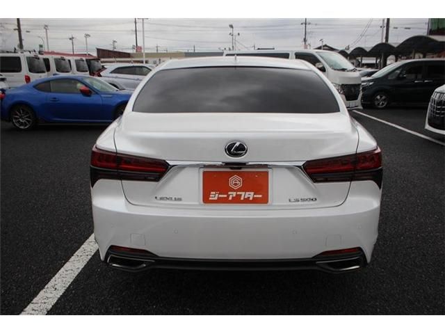LEXUS LS500