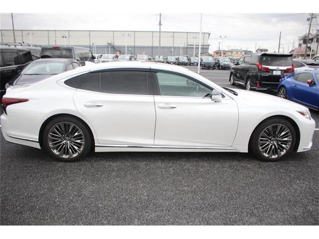 LEXUS LS500