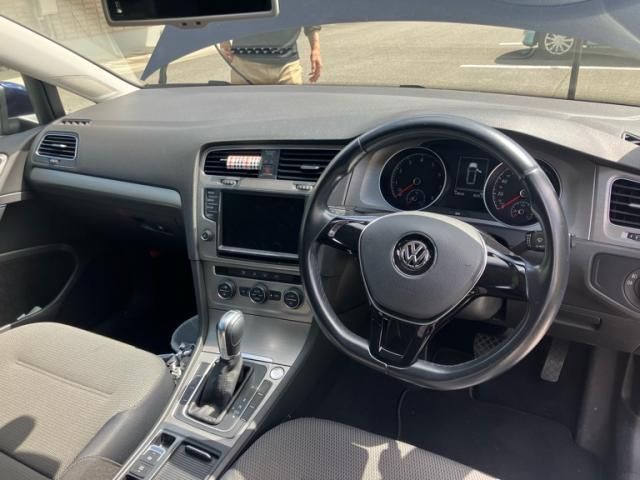 VOLKSWAGEN GOLF VARIANT