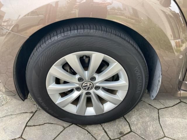 VOLKSWAGEN The BEETLE