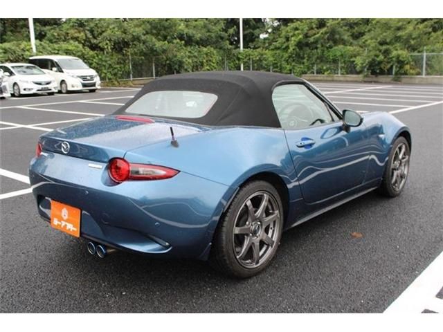 ROADSTER