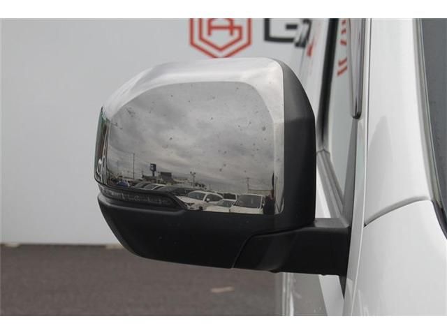 CARAVAN van 2WD