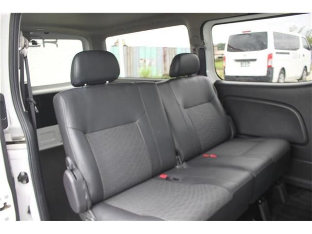 CARAVAN van 2WD