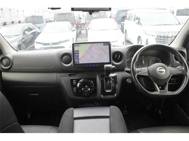 CARAVAN van 2WD