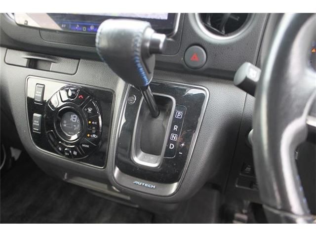 CARAVAN van 2WD