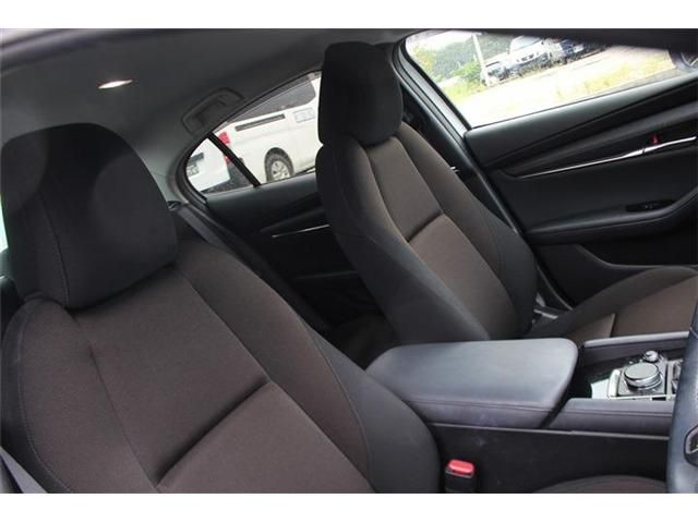 MAZDA3 SEDAN
