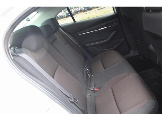 MAZDA3 SEDAN