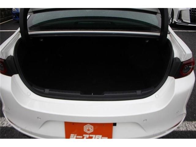MAZDA3 SEDAN