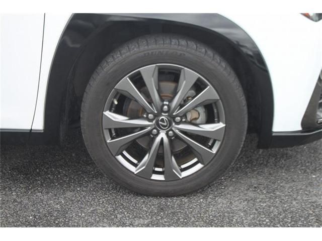 LEXUS UX200