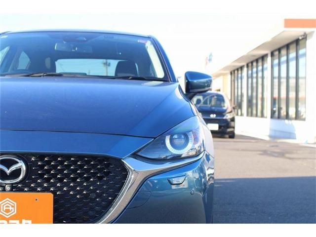 MAZDA2