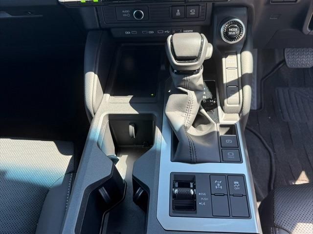 LANDCRUISER 250