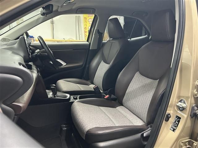 YARIS CROSS HYBRID