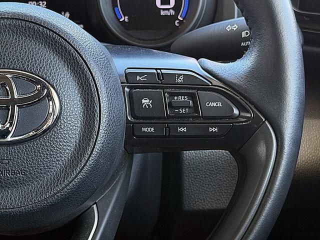 YARIS CROSS