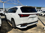LEXUS LX600
