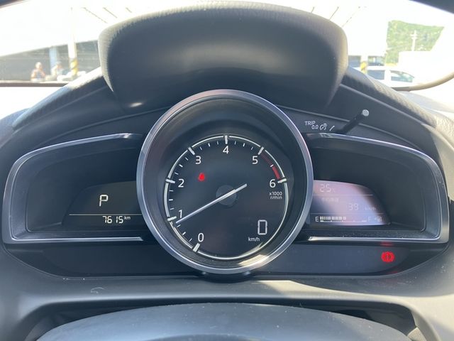 MAZDA2