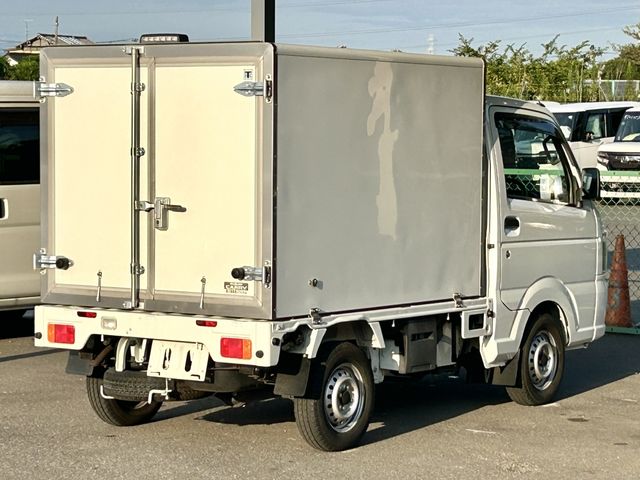 CARRY truck 4WD
