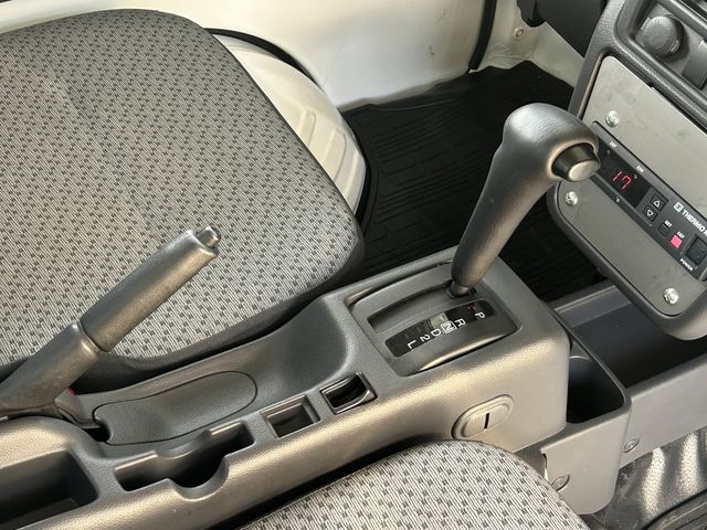 CARRY truck 4WD