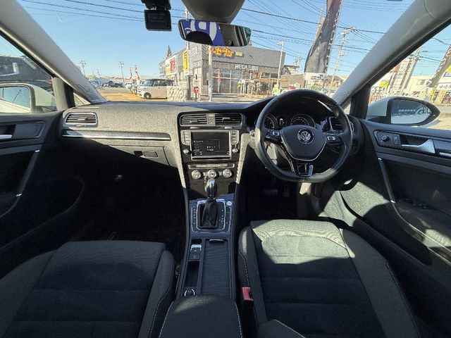 VOLKSWAGEN GOLF VARIANT