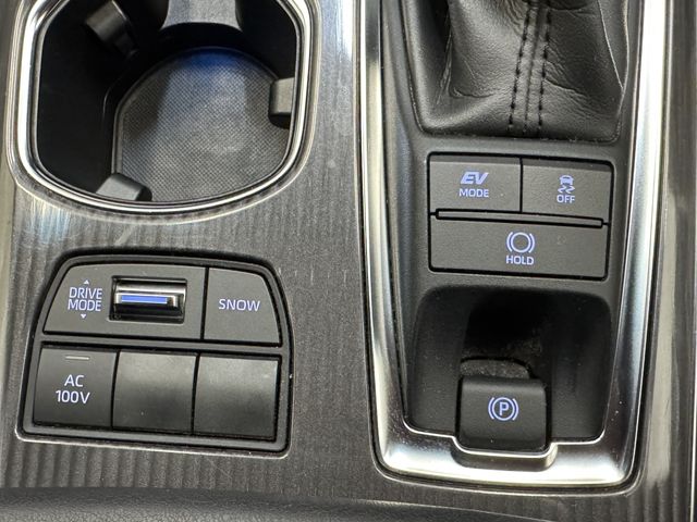 CROWN sedan hybrid 4WD