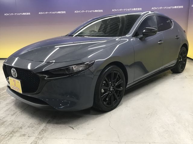 MAZDA3 FASTBACK