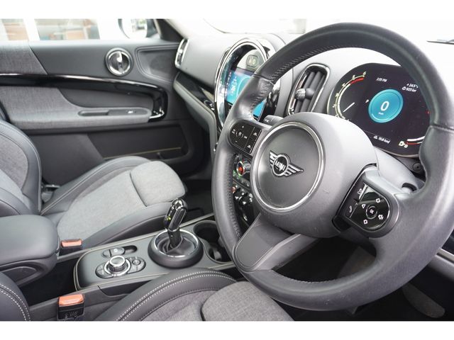 MINI COOPER D CROSSOVER