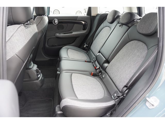 MINI COOPER D CROSSOVER
