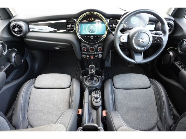 MINI COOPER 5DOOR