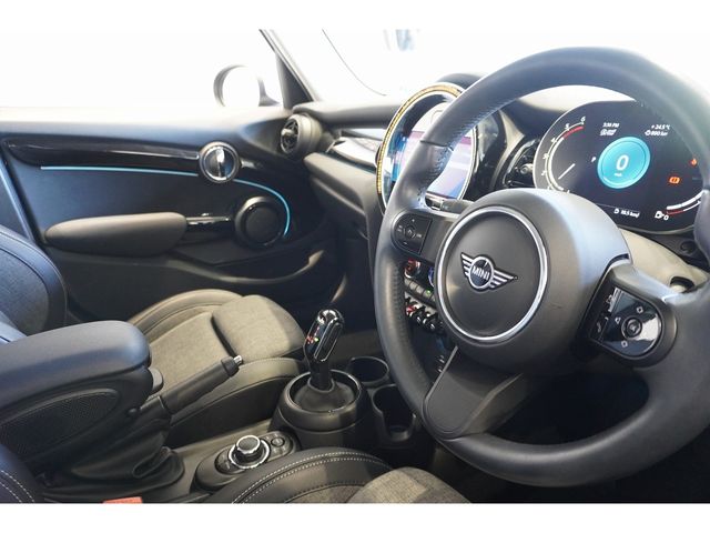 MINI COOPER D 5DOOR